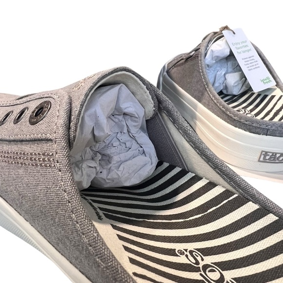 Taos NEW EZ Soul Grey Wash Canvas Slip on Sneakers SZ 7 - Picture 6 of 10